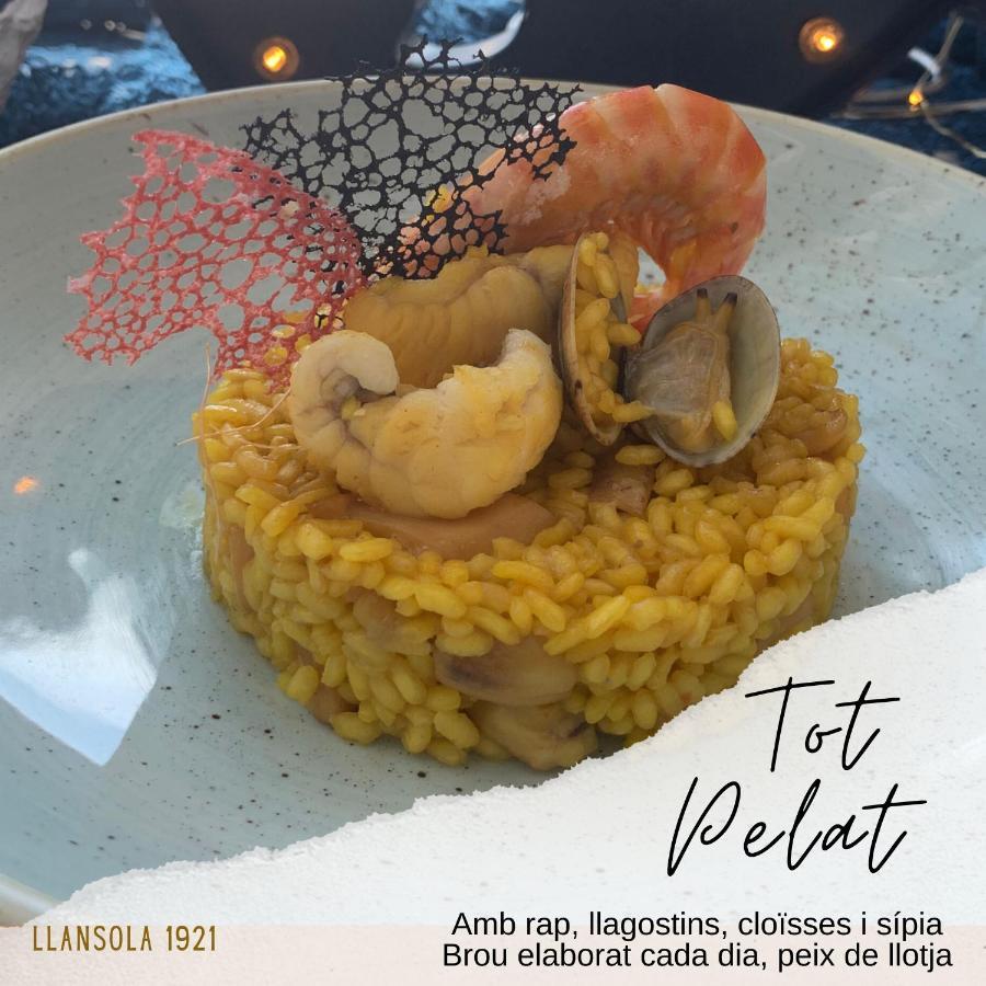 Hotel Restaurant Llansola Sant Carlos de la Ràpita Buitenkant foto